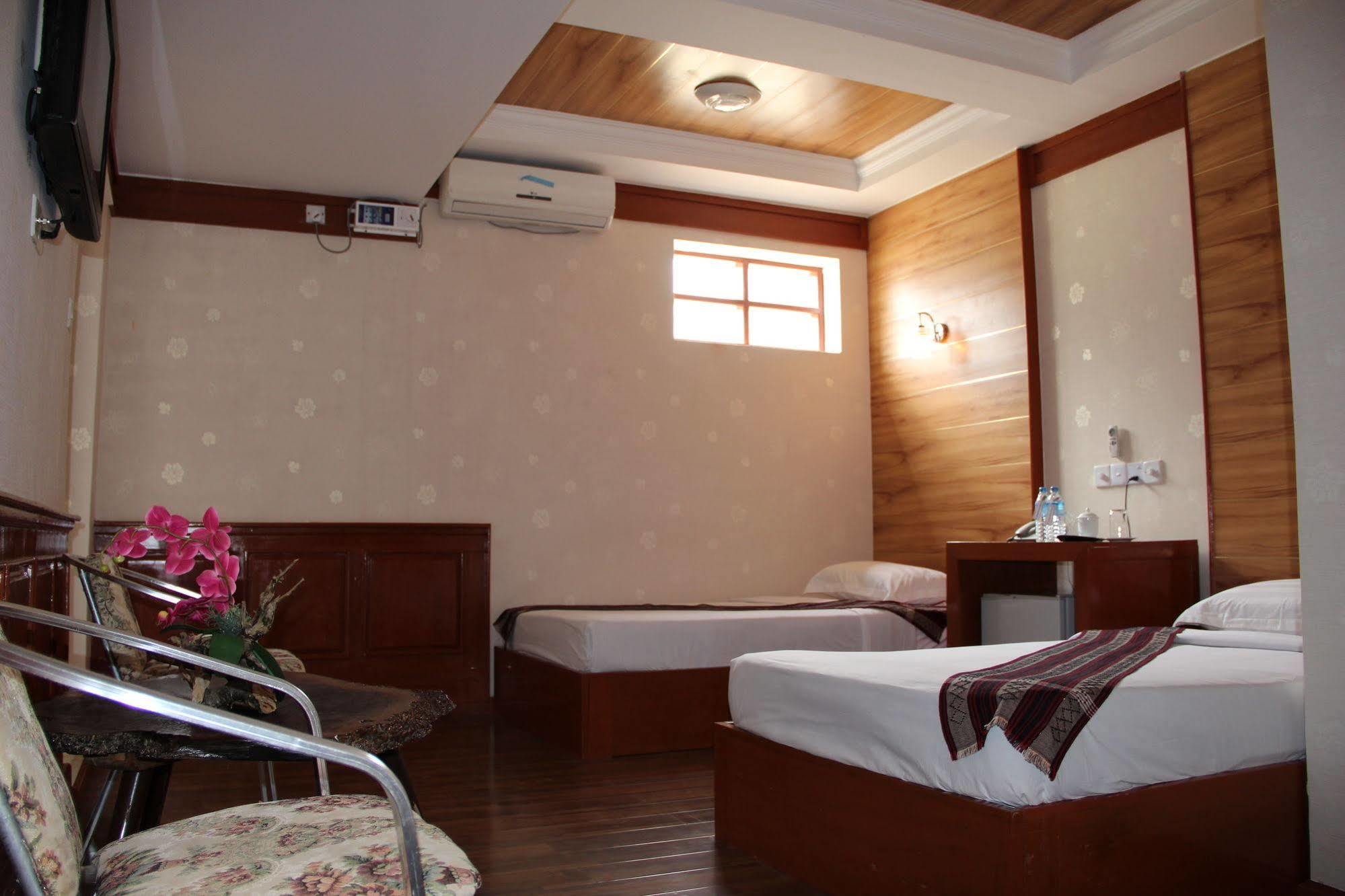 Green Land Motel Баган Екстер'єр фото