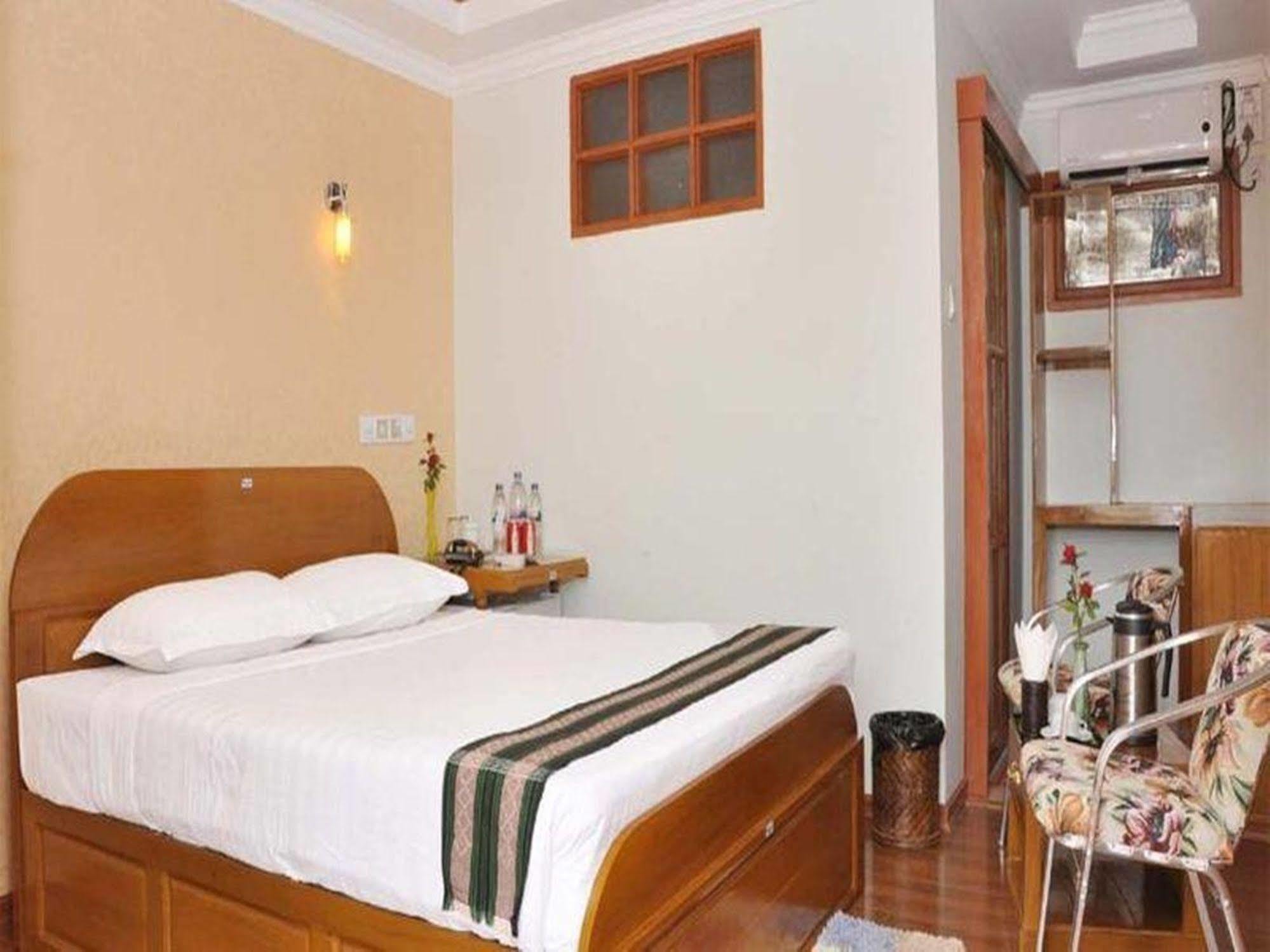 Green Land Motel Баган Екстер'єр фото